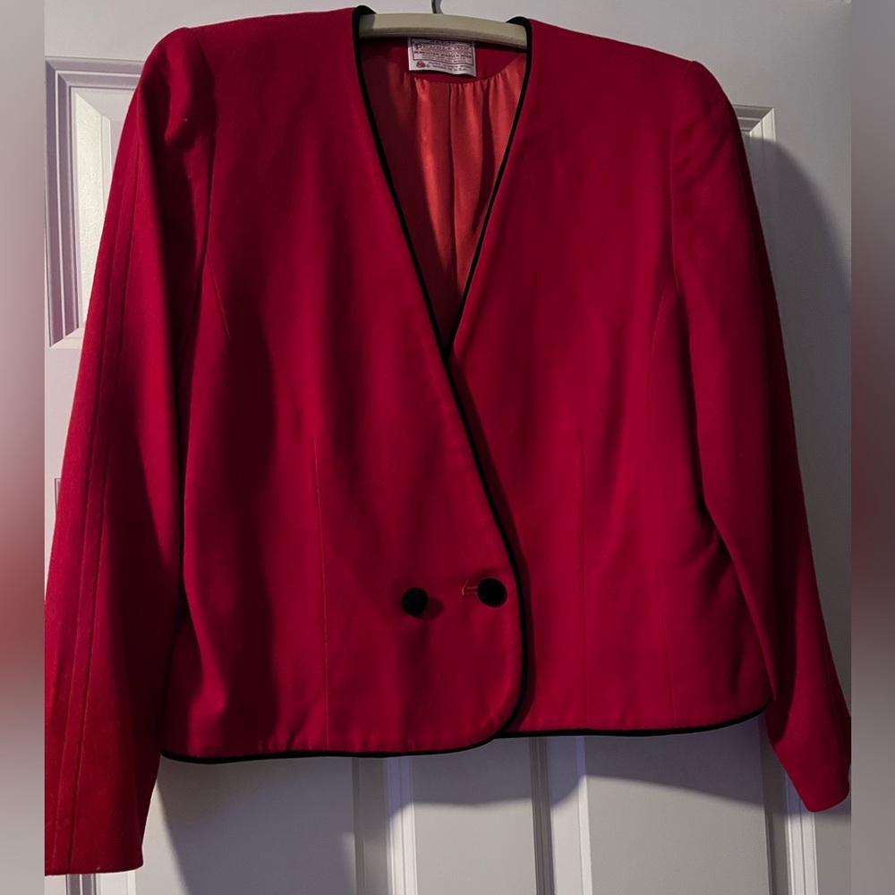 Pendleton Vintage Women's Elegant Vibrant Red Jacket Sz 14